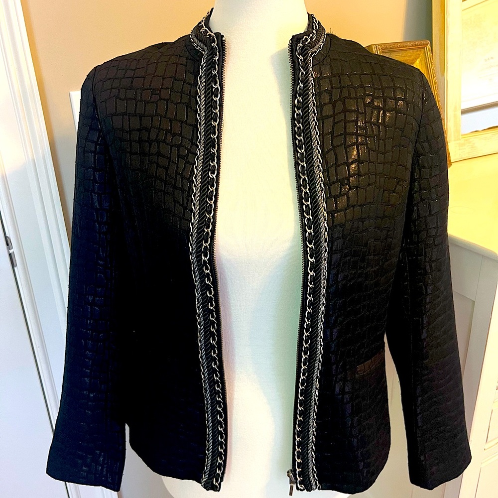 Chico’s black jacket. Size 0. EUC
